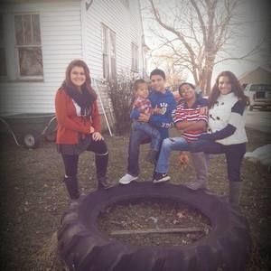 Meet your Posher, Lacy