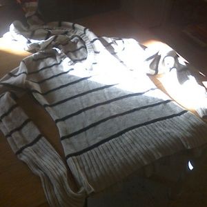 LEI Tan & Brown Sweater