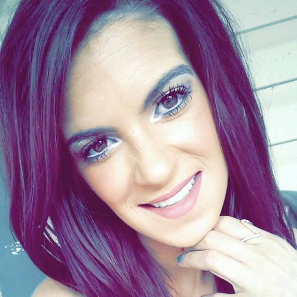 Meet your Posher, Mallory