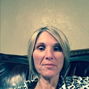 Meet your Posher, Edna