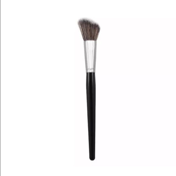 Morphe Elite Contour/Blush Brush Jaclyn Hill Fav!