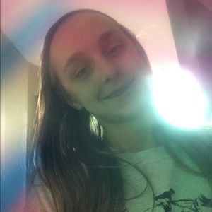 Meet your Posher, Ella