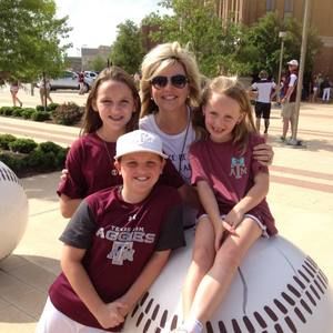 Meet your Posher, Denise