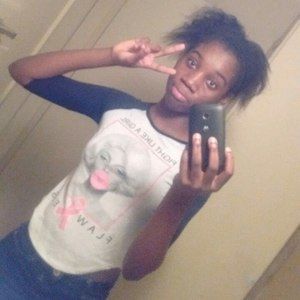 Meet your Posher, Lashae