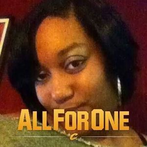 Meet your Posher, Laquisha