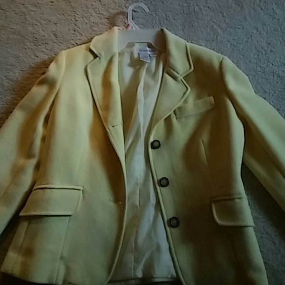 Chadwicks small yellow coat