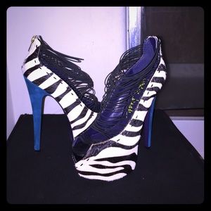 Zebra print London Trash #Crush heels!!!
