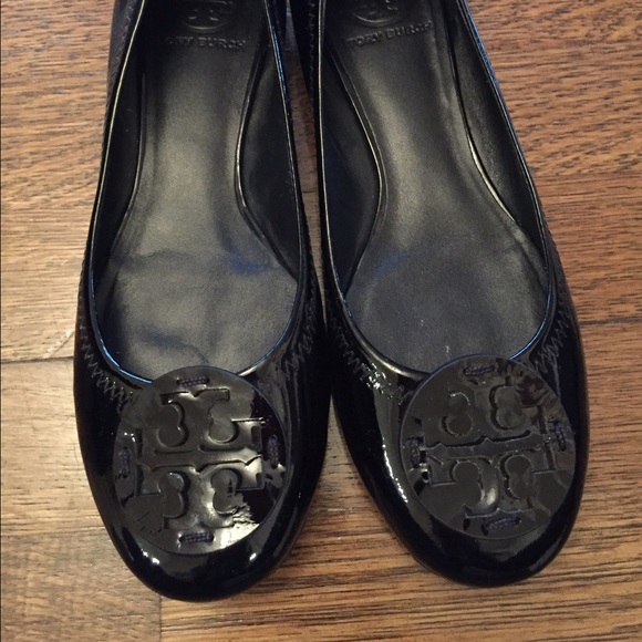 Tory Burch Shoes - Tory Burch patent black ballet flats