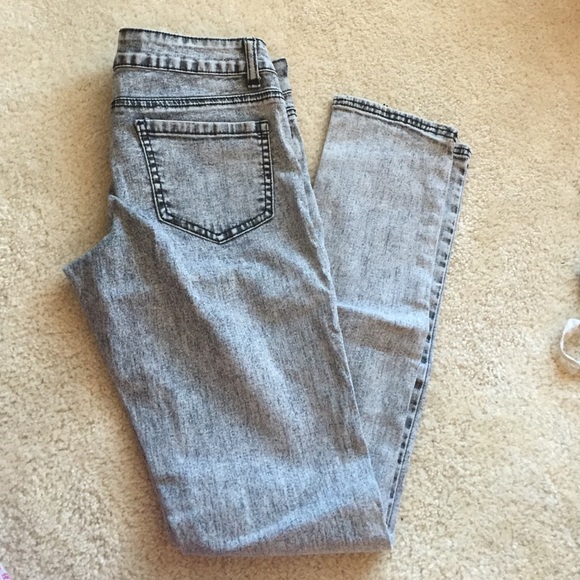 Skinny acid washed jeans