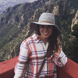 Meet your Posher, Brooke