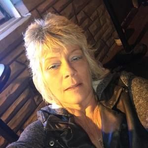 Meet your Posher, Melissa farmer