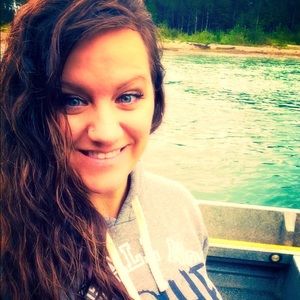 Meet your Posher, Shari