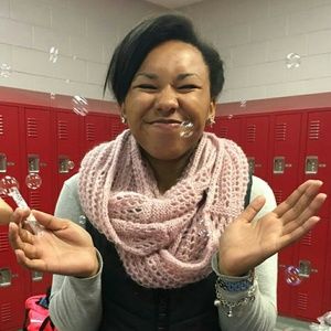 Meet your Posher, Ariana