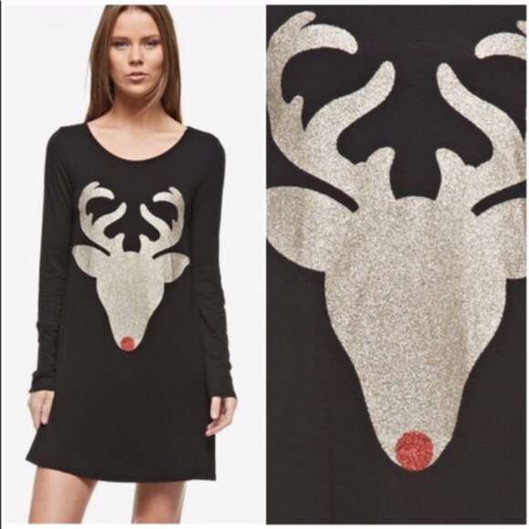 Tops - 1 small left❗️Reindeer tunics
