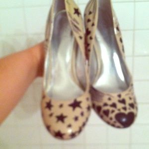 "Good times"Custom designed tan pumps