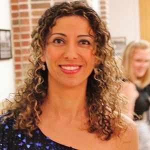 Meet your Posher, Dina