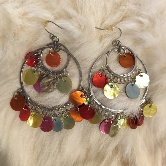 Shell dangle earrings - Picture 1 of 1