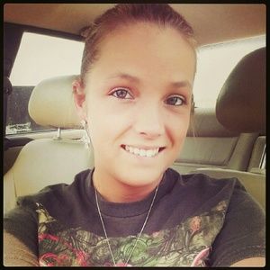 Meet your Posher, Nancy