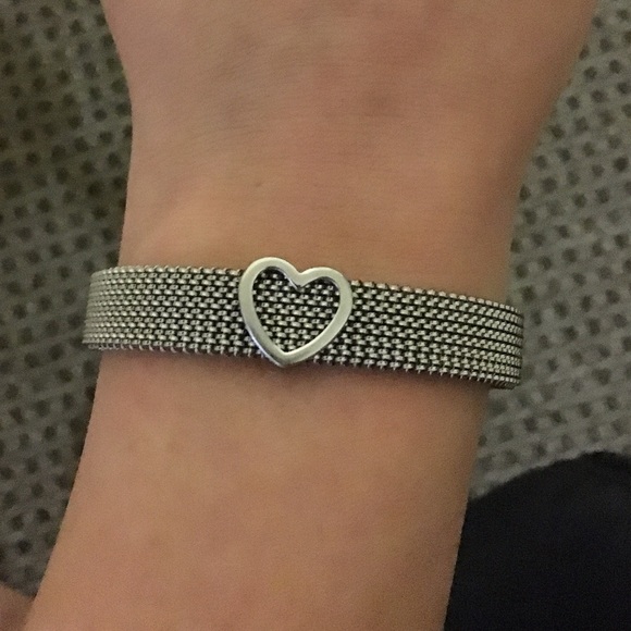 TIFFANY SOMERSET STRETCH HEART BRACELET