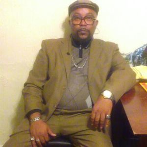 Meet your Posher, Kenneth