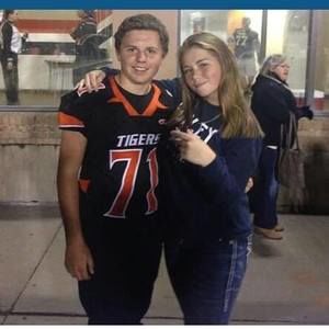 Meet your Posher, Emmit