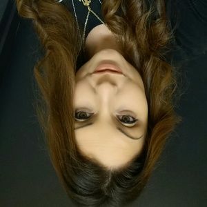 Meet your Posher, April