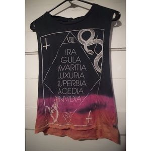 Sleeveless slight crop 7 sins top