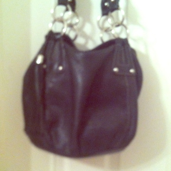 Black bucket bag