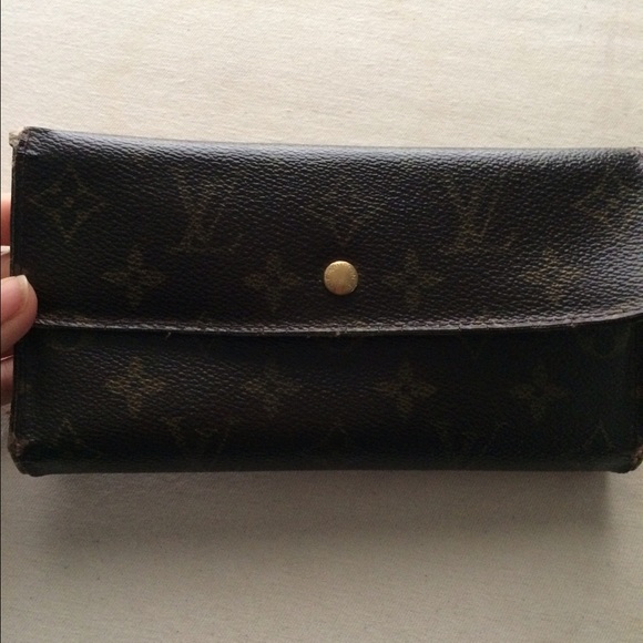 Louis Vuitton porte tresor wallet