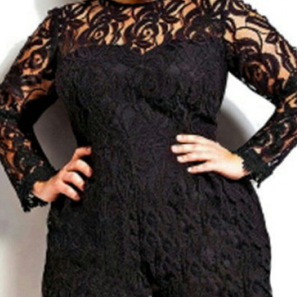 Lacey, sexy romper