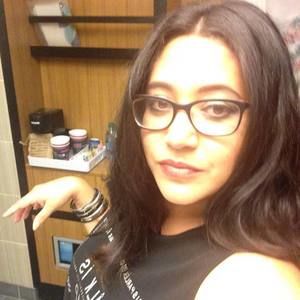 Meet your Posher, Angie