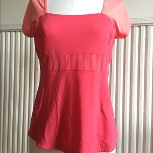 Bnwot lululemon top