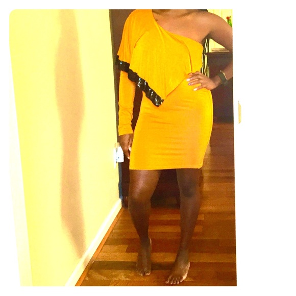 Black & mustard one shoulder dress