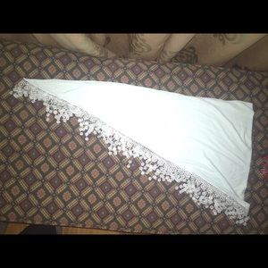 Beautiful pale green scarf with amazing details