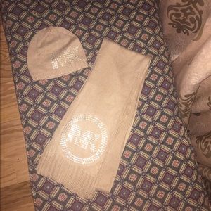 Michael Kors Scarf & Hat set
