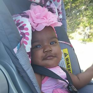 Meet your Posher, Amohnie