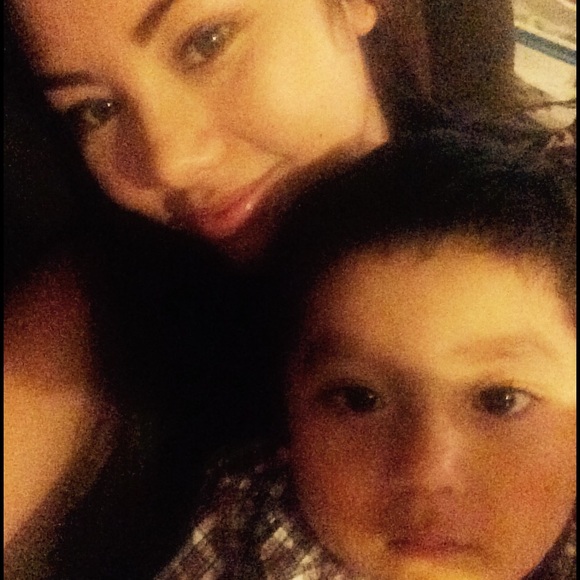 Meet your Posher, Blanca - Picture 2 of 3