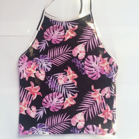 PacSun Tops - ❌SOLD❌Reversible Halter Crop Top