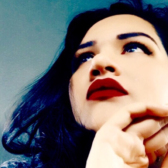 Meet your Posher, Karen