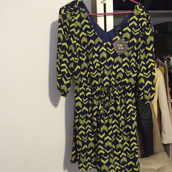 Pattern 3/4 sleeve Dress
