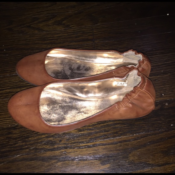 ✨Donating tomorrow if not sold by today✨