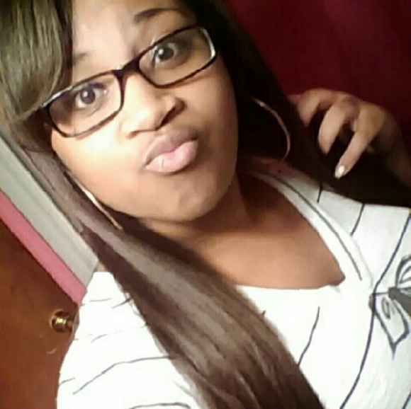 Meet your Posher, Are'auna