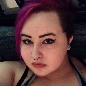 Meet your Posher, Mika