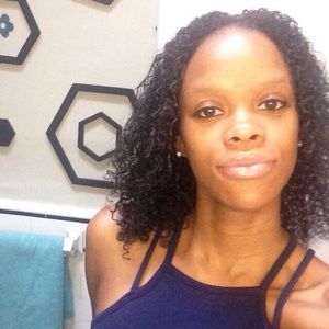 Meet your Posher, Brooke