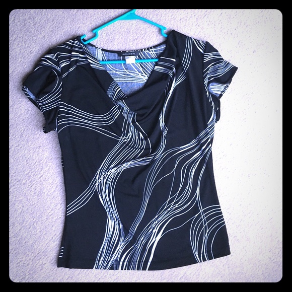 Black/white Top