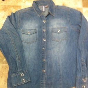 Denim jean button down long sleeve shirt
