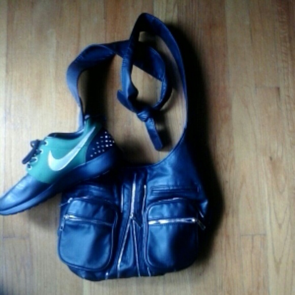 Forever 21 Handbags - F21 Knotted Cargo Purse