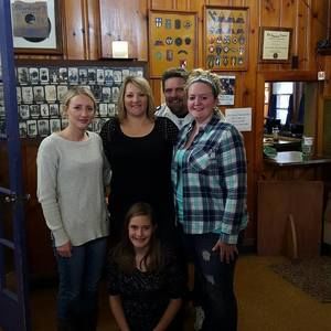 Meet your Posher, Tina