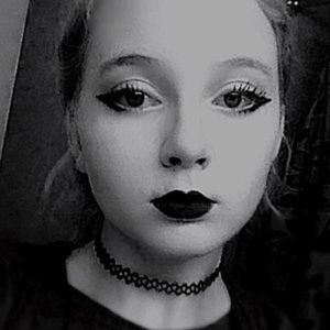 Meet your Posher, Annie