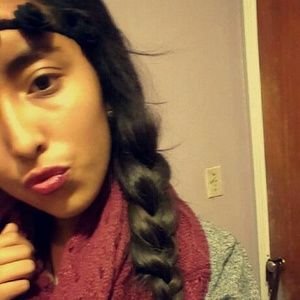 Meet your Posher, Candy